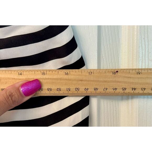 Michelle Mason 100% Silk Black & White Asymmetrical Shift Maxi Dress Size 2 - Picture 11 of 11